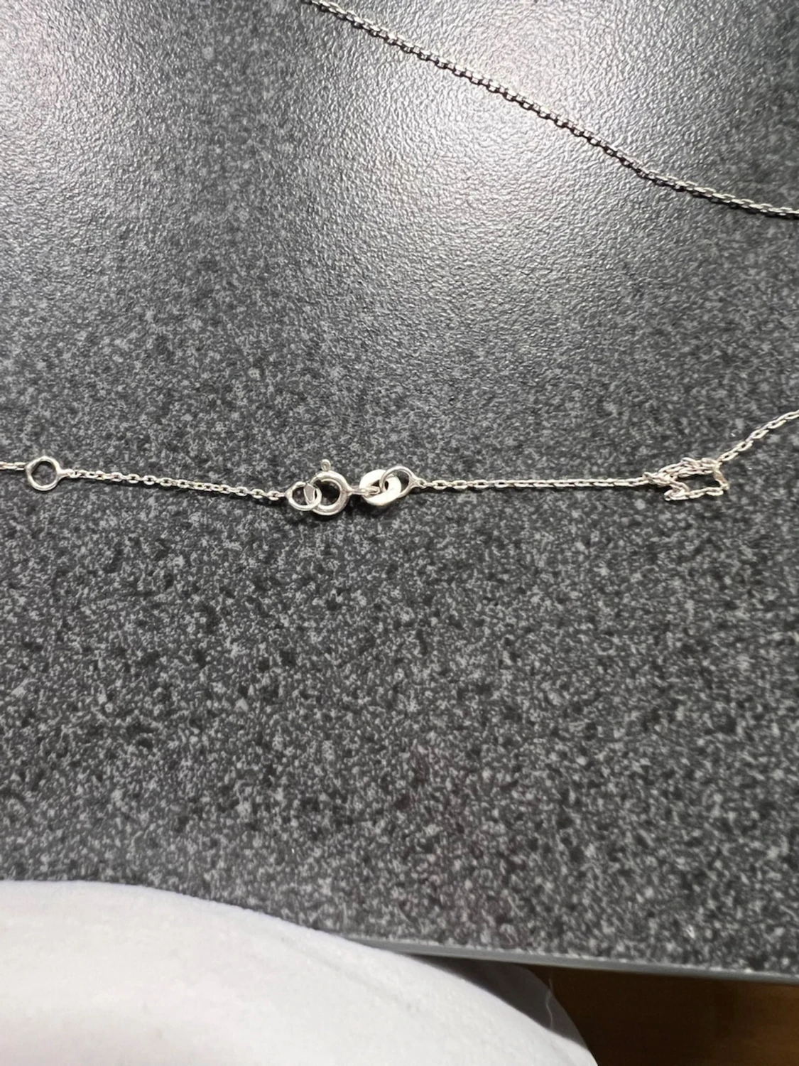 Halsband med hjärthänge  - 4