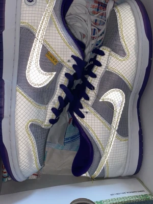 Nike Dunk Low UNIOUN LA Court Purple - Nike Dunk Low st 45, helt nya