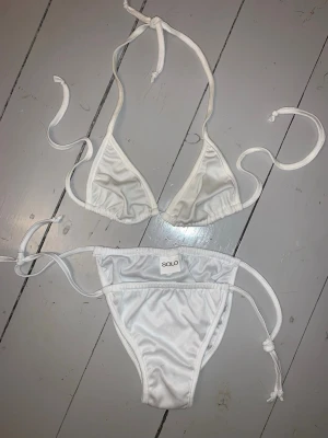  Bikini från Solo - Det står ingen storlek men jag skulle gissa på att det är XS/S 