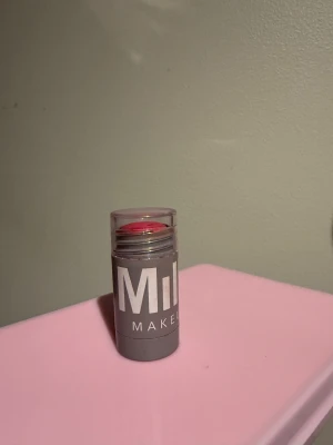 Milk blush - Mycket kvar från produkten