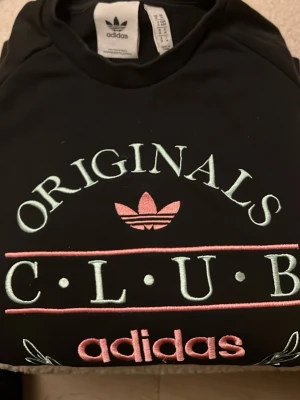 Adidas sweatshirt  - Cool adidas tröja 