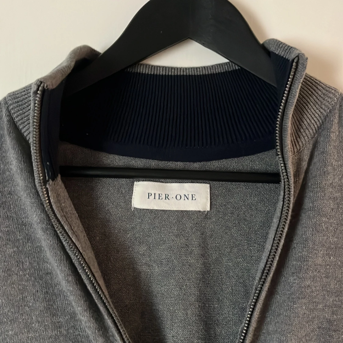 Grå kofta med dragkedja från Pier One - 2