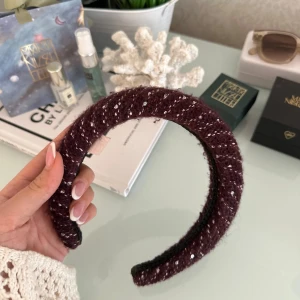 Diadem  - beck söndergaard diadem endast använt få gånger❤️ perfekt till hösten