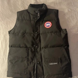 Äkta Canada Goose dunväst  - Helt ny 