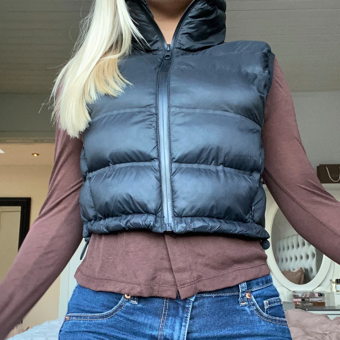 Svart dunväst från Zara - 1