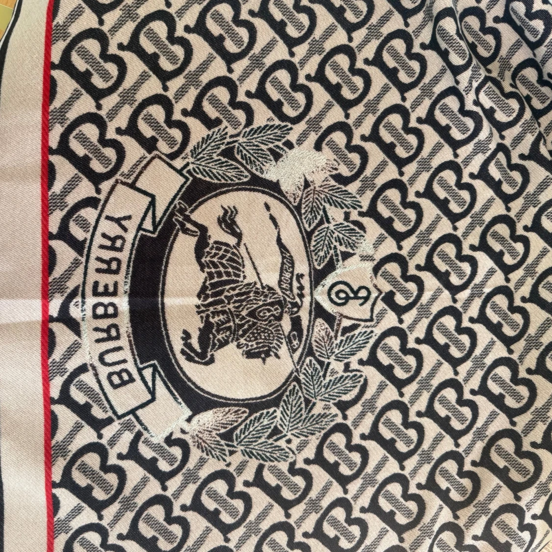 Burberry halsduk med logomönster - 2