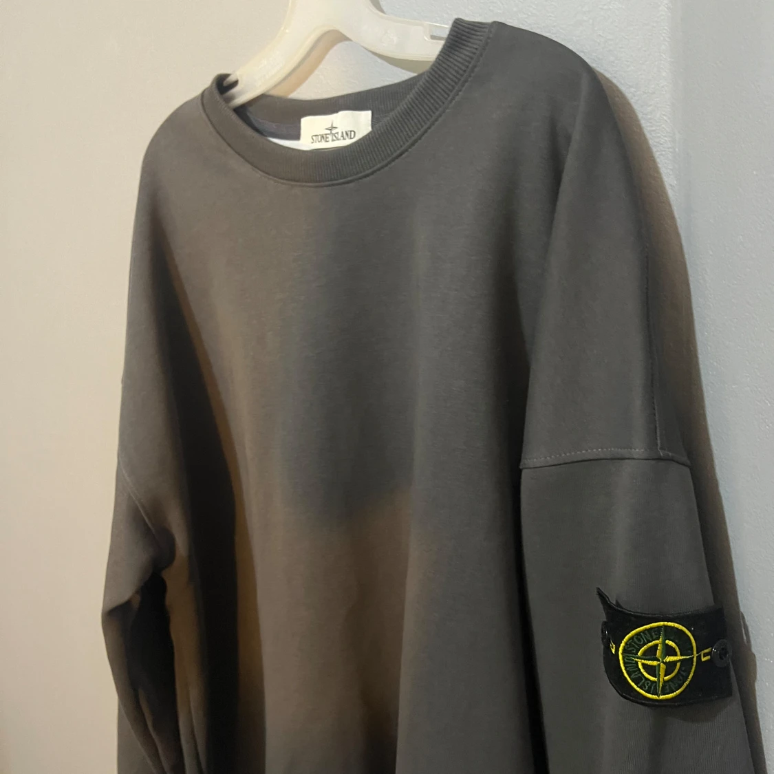 Grå sweatshirt från Stone Island