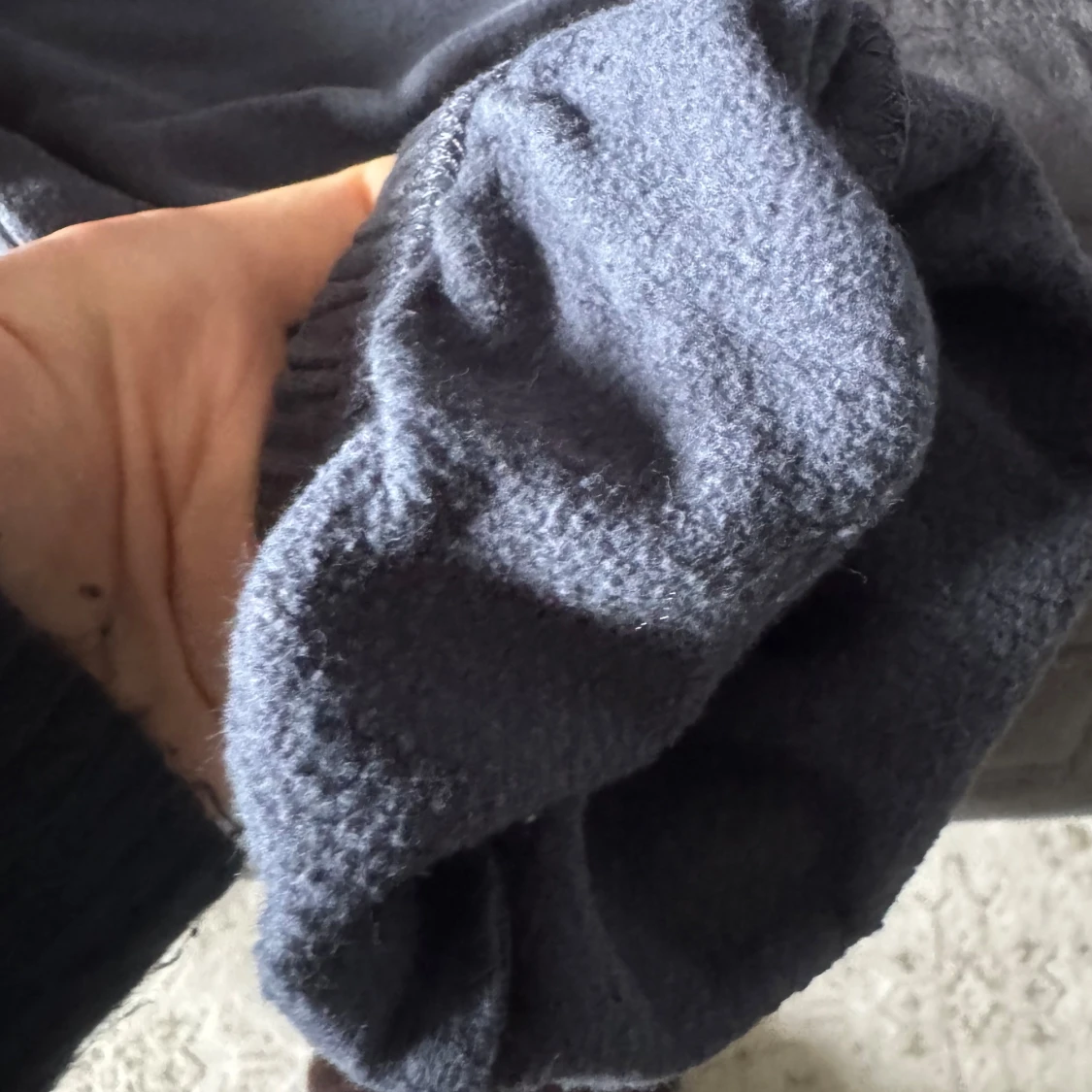 Mörkgrå mjukisbyxor med snörning - 3