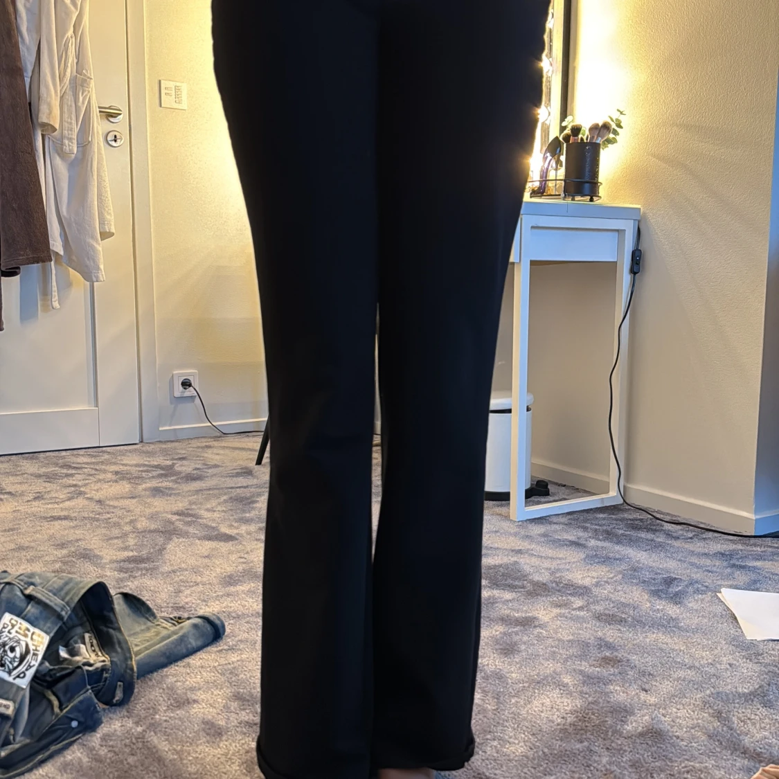 Svarta bootcut kostymbyxor - 1