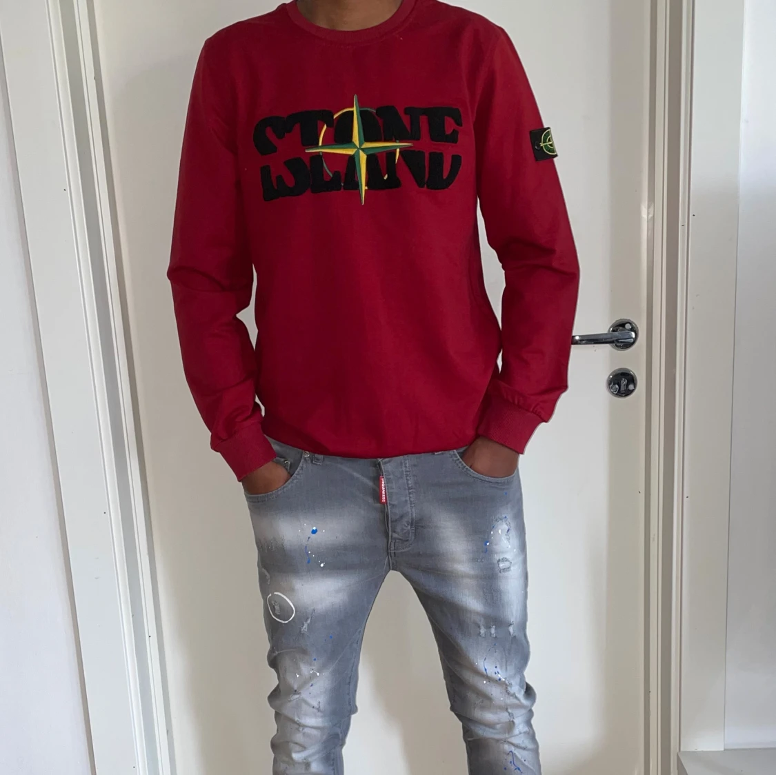 Stone Island tröja strl M röd 