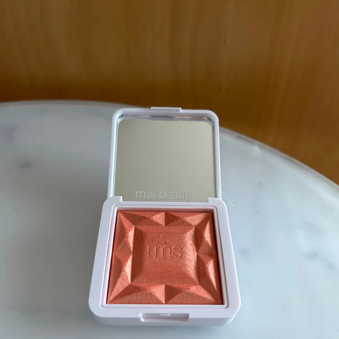 RMS Beauty persikofärgad rouge