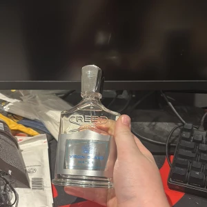 Creed VIW - Helt ny endast test sprutad. Säljer för inte min typ. Har kvitto! Fast kan gå ner lite
