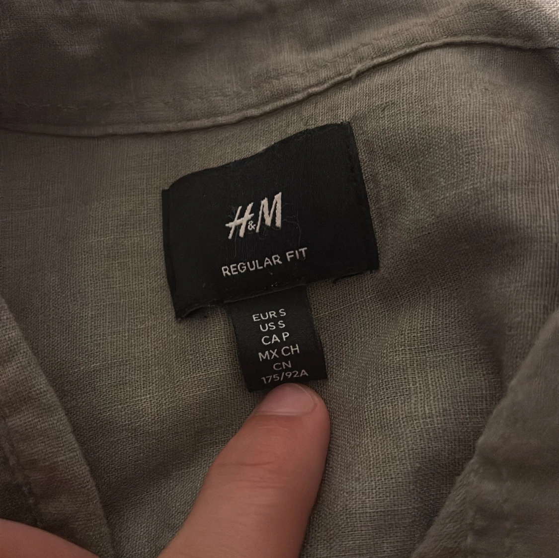 Beige linneskjorta från H&M Regular Fit - 2