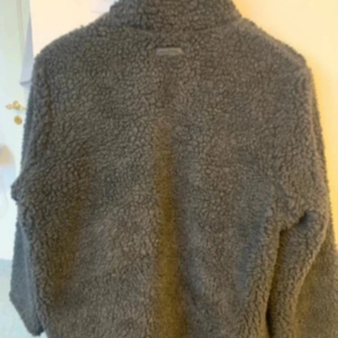 Mörkgrå teddyjacka från Björn Borg - 2