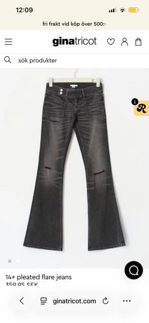 Snygga gina jeans  - Snygga gina jeans i storlek S från deras 14+ kläder. I väldigt bra skick, jag är 166cm lång ungefär 