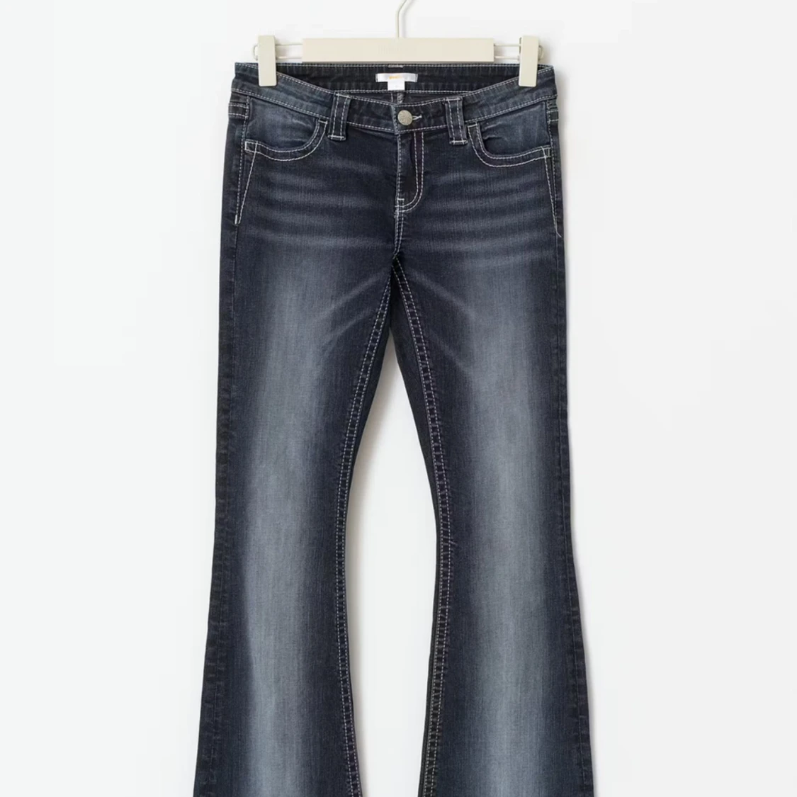 Mörkgrå flare jeans med glitterdetaljer - 2