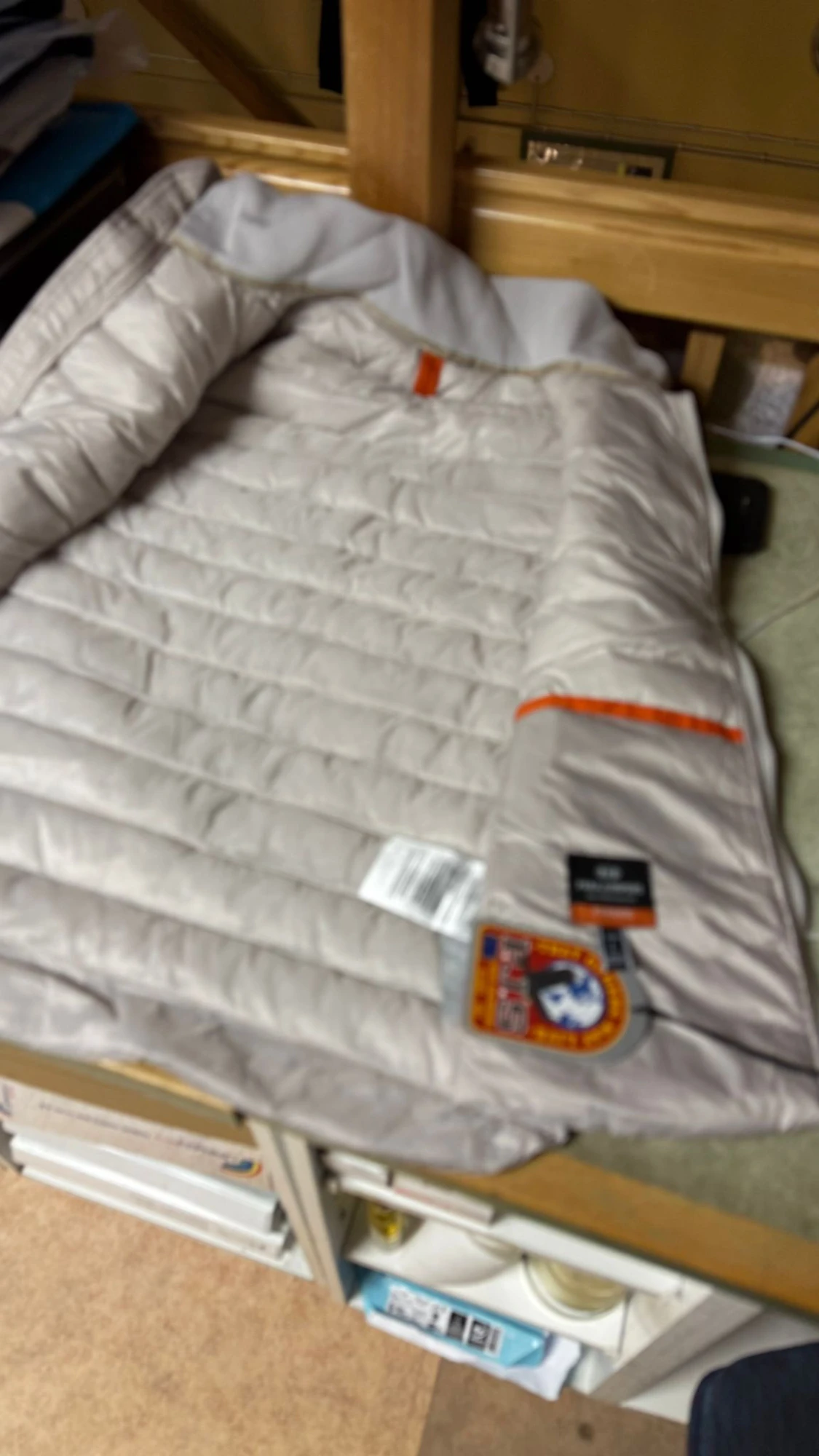 Vit  från Parajumpers - 2