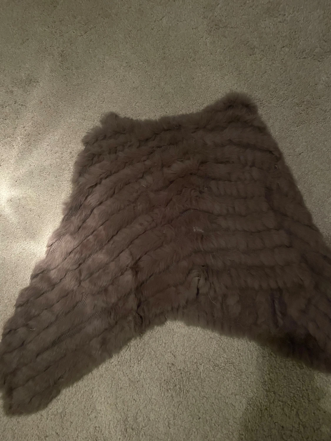 2 jeansjackor och Brun pälsponcho i mjuk fuskpäls - 2