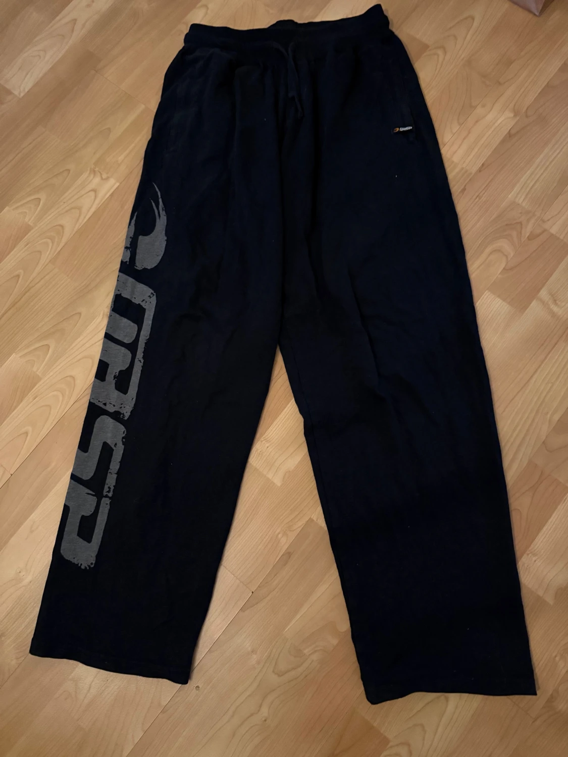 Svarta Gasp mjukisbyxor med tryck