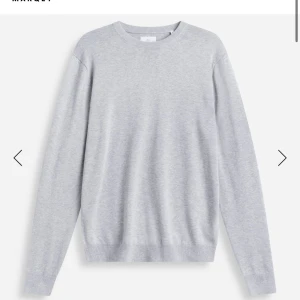 Oanvänd grå sweatshirt från bläck  - Oanvänd sweatshirt från bläck! Nypris 599 kr, säljer för 200 kr. 