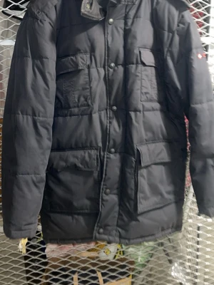 Herr jacka med dunfyllning LARGE  - Tvättad och i bra skick 