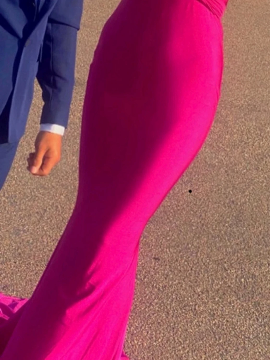 Chockrosa långklänning med rosett - 1