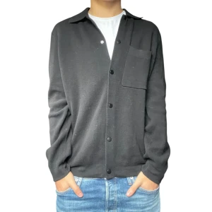 Stickad cardigan från H&M - Fet stickad cardigan från H&M. Väldigt bra skick. Pris kan diskuteras!