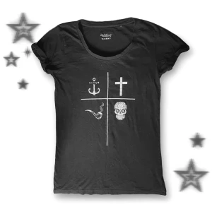 Svart t-shirt med tryck - ☆ Nästan oanvänd! ☆