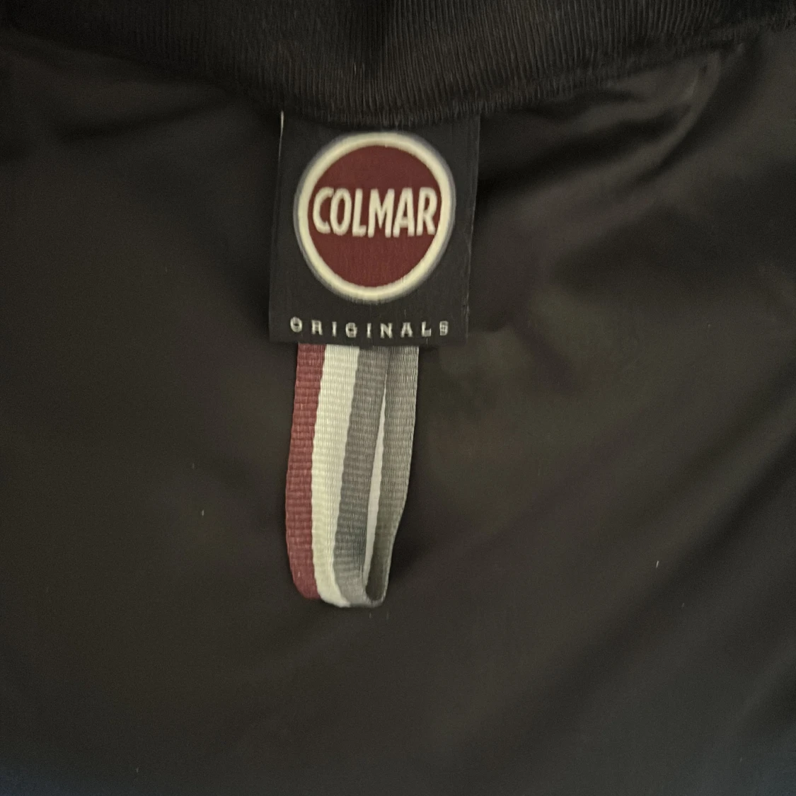 Svart hybridjacka från Colmar, strl 52 - 1