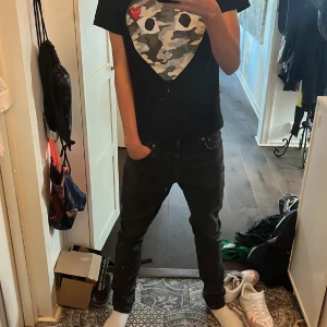 Nudie jeans - Dondup jeans | Riktigt feta och populära jeans | Skick= 9,5/10 | nypris= 1800 kr | vårt pris= 549 kr | Hör av dig vid minsta fundering!