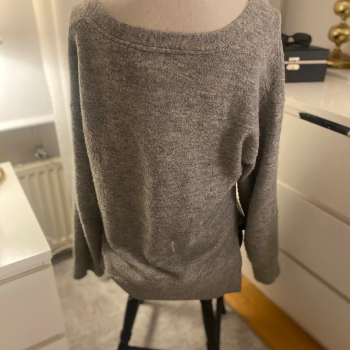 V-ringd HM tröja långärmad - 2