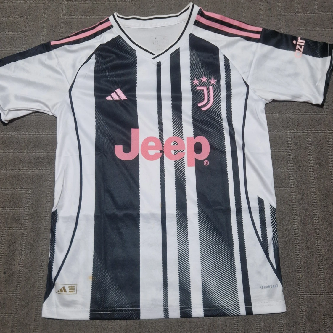 Juventus fotbollströja Adidas svartvit