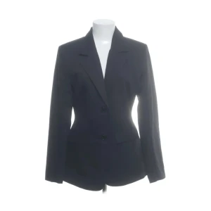 Blazer - Svart blazer för dam i storlek 38