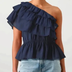 Mörkblå omlott oneshoulder volangtop - Lägger ut på nytt för fri frakt🥰