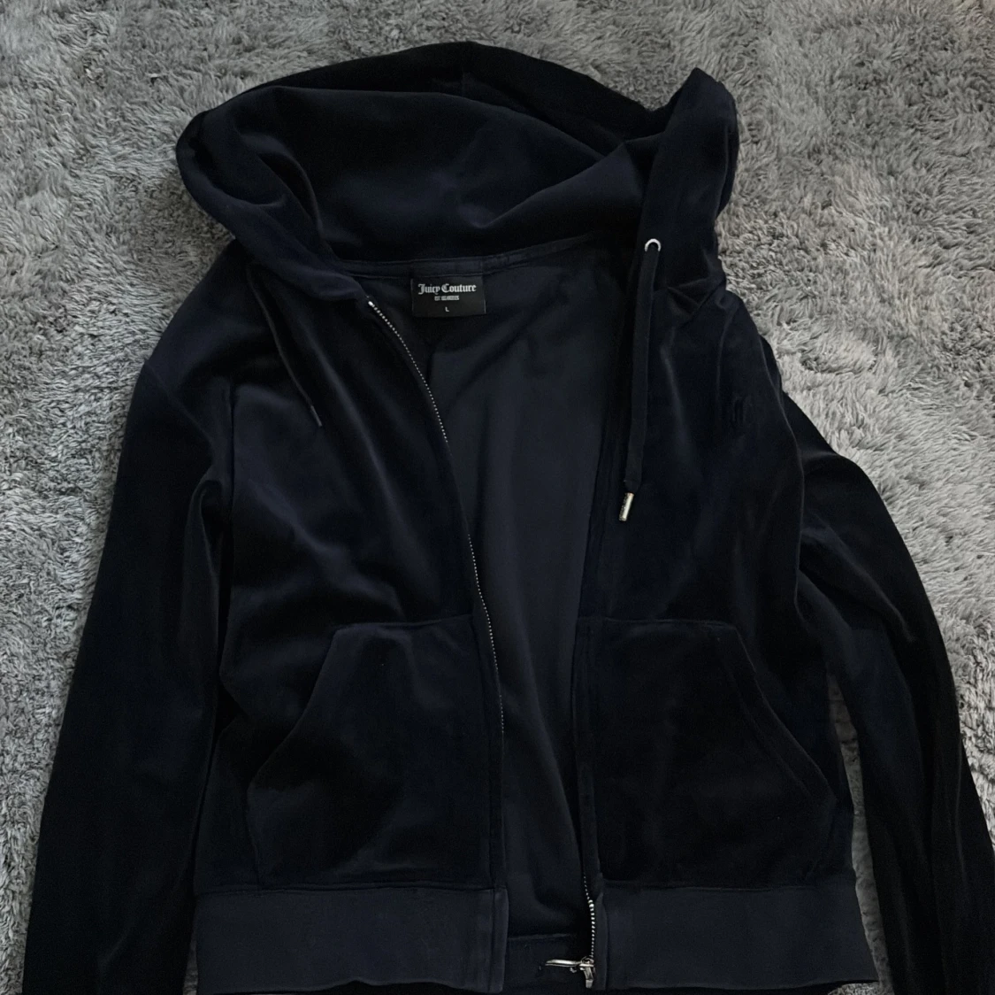 Svarta mjukisbyxor och tröja Juicy Couture XS och l - 3