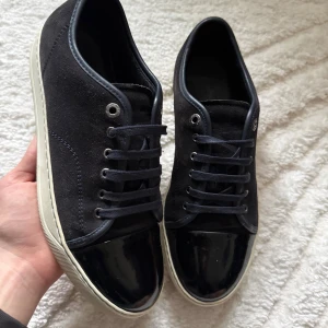 Lanvin Cap Toe Navy - Fint skick! Uk7=42