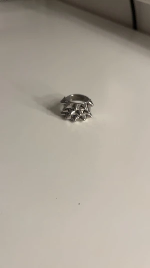 Edblad Peak Ring Steel  - Säljer då den inte kommer till användning. Den är i storleken S (16,8 mm).