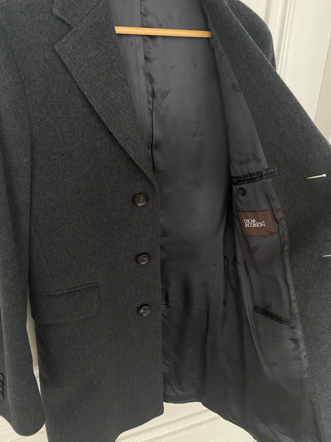 Mörkgrå rock från Oscar Jacobson - 1