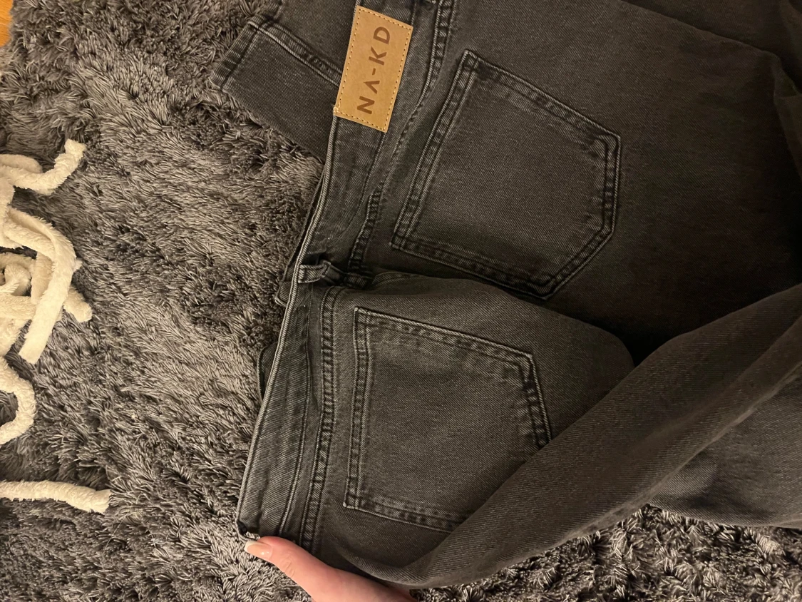 Svarta raka jeans från NA-KD, strl 38 - 3