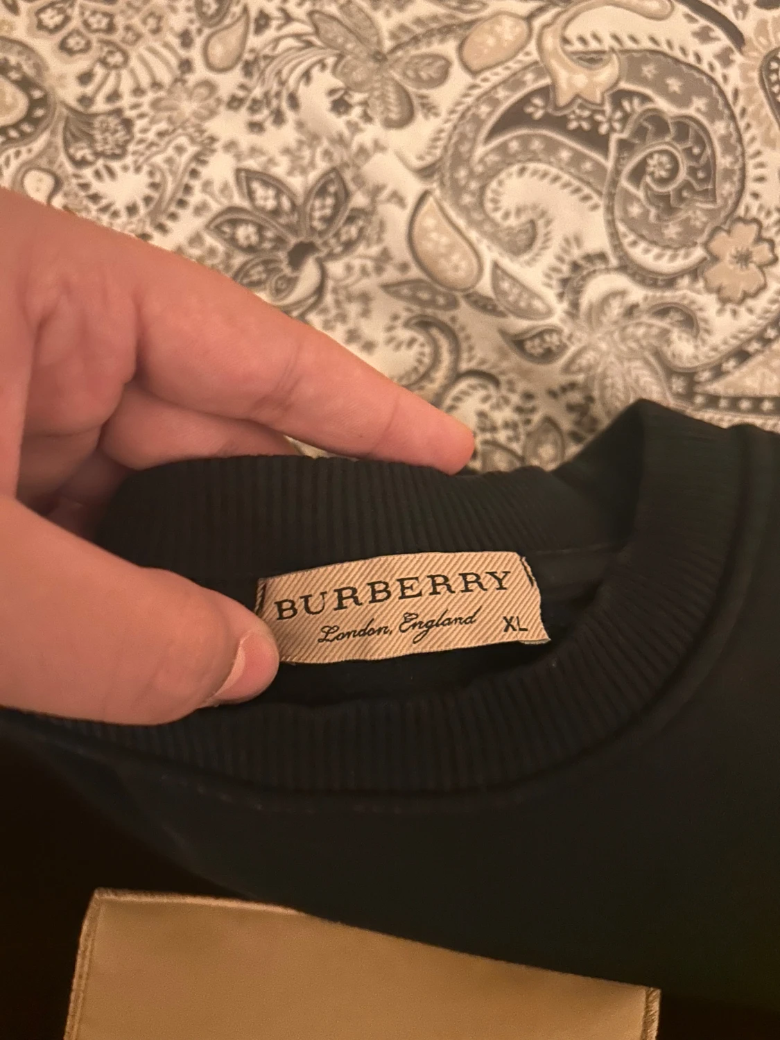 Svart Burberry sweatshirt  - 1