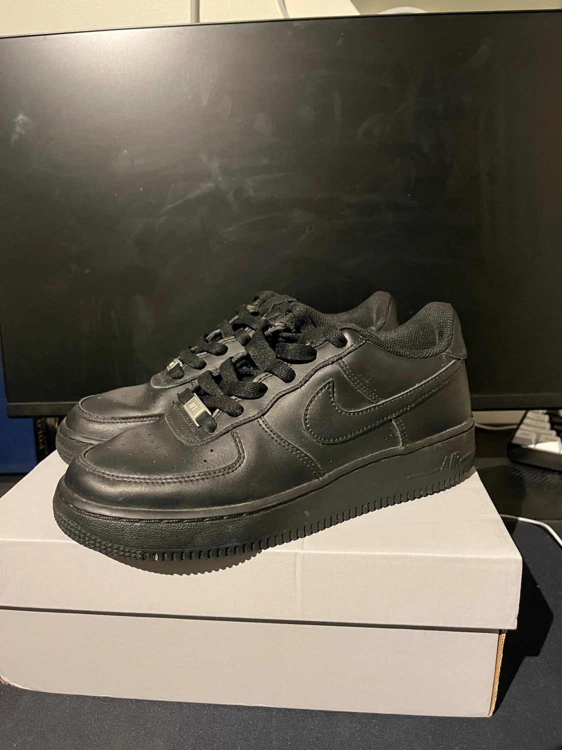 Svarta Nike Air Force 1 sneakers - 2