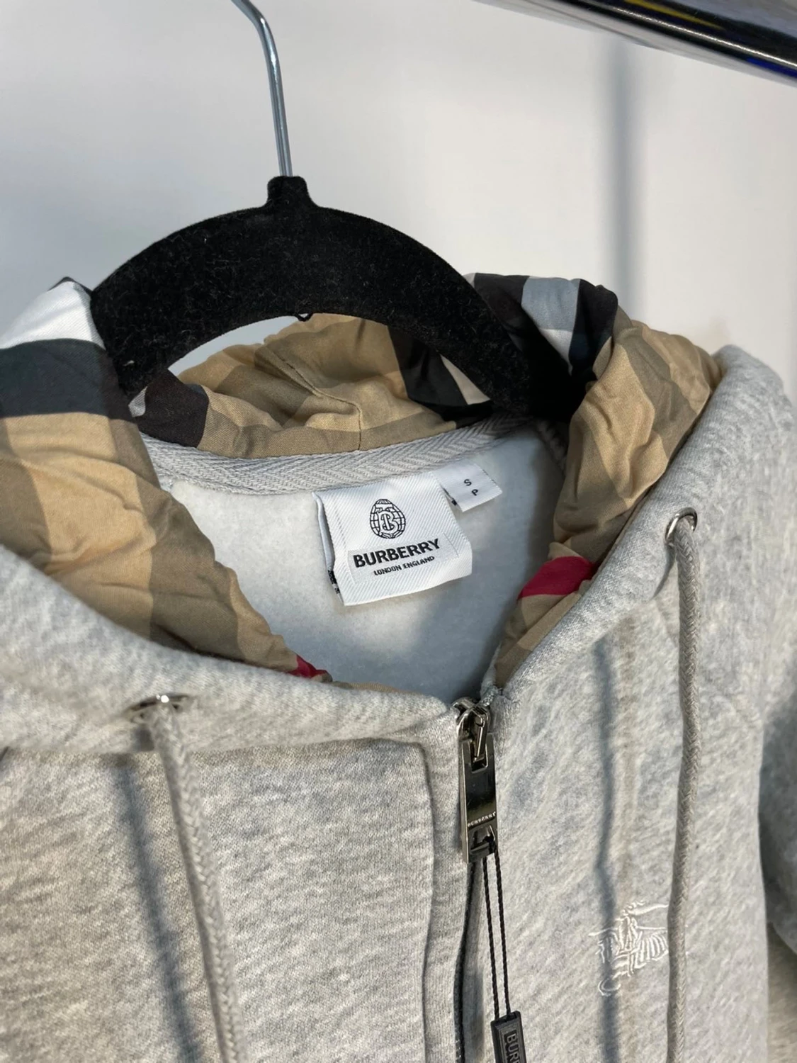 Grå berberry hoodie - 2