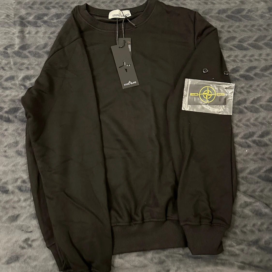 Svart sweatshirt från Stone Island