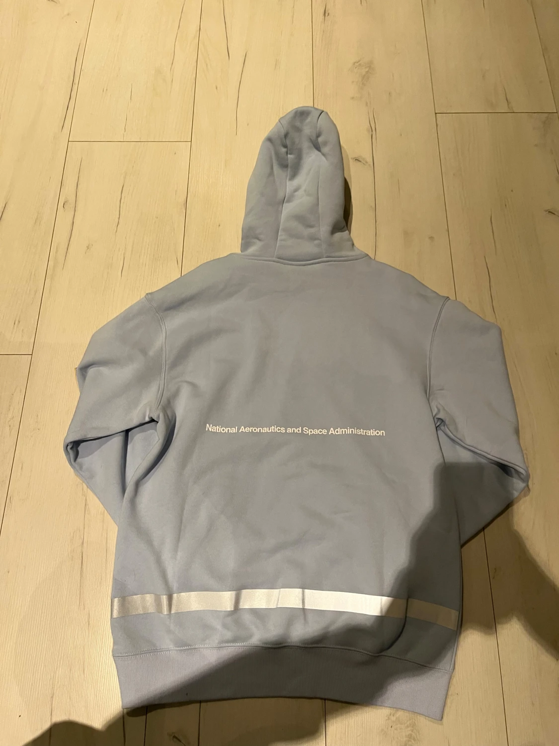 Ljusgrå NASA hoodie med tryck - 1