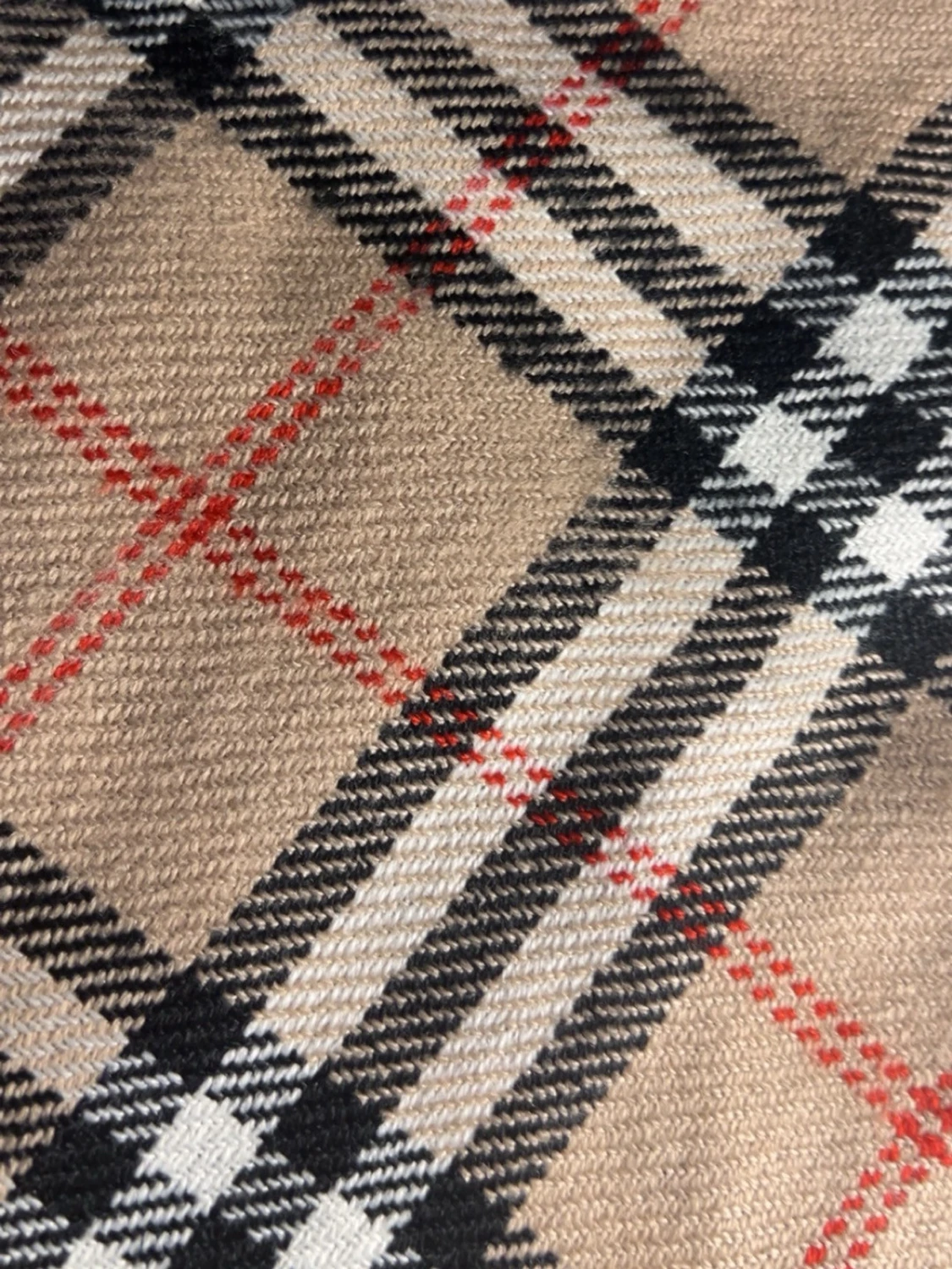 Beige rutig halsduk från Burberrys - 4