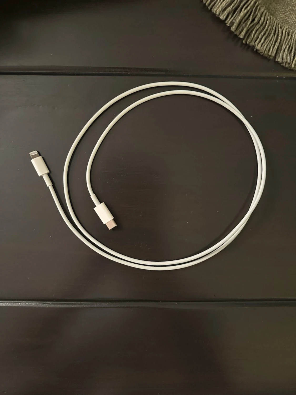 Vit iPhone med trippelkamera 1TB - 6