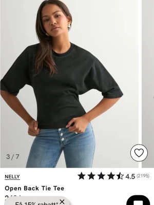 Tröja från Nelly  - Knappt använd fint skick. Lånade bilder