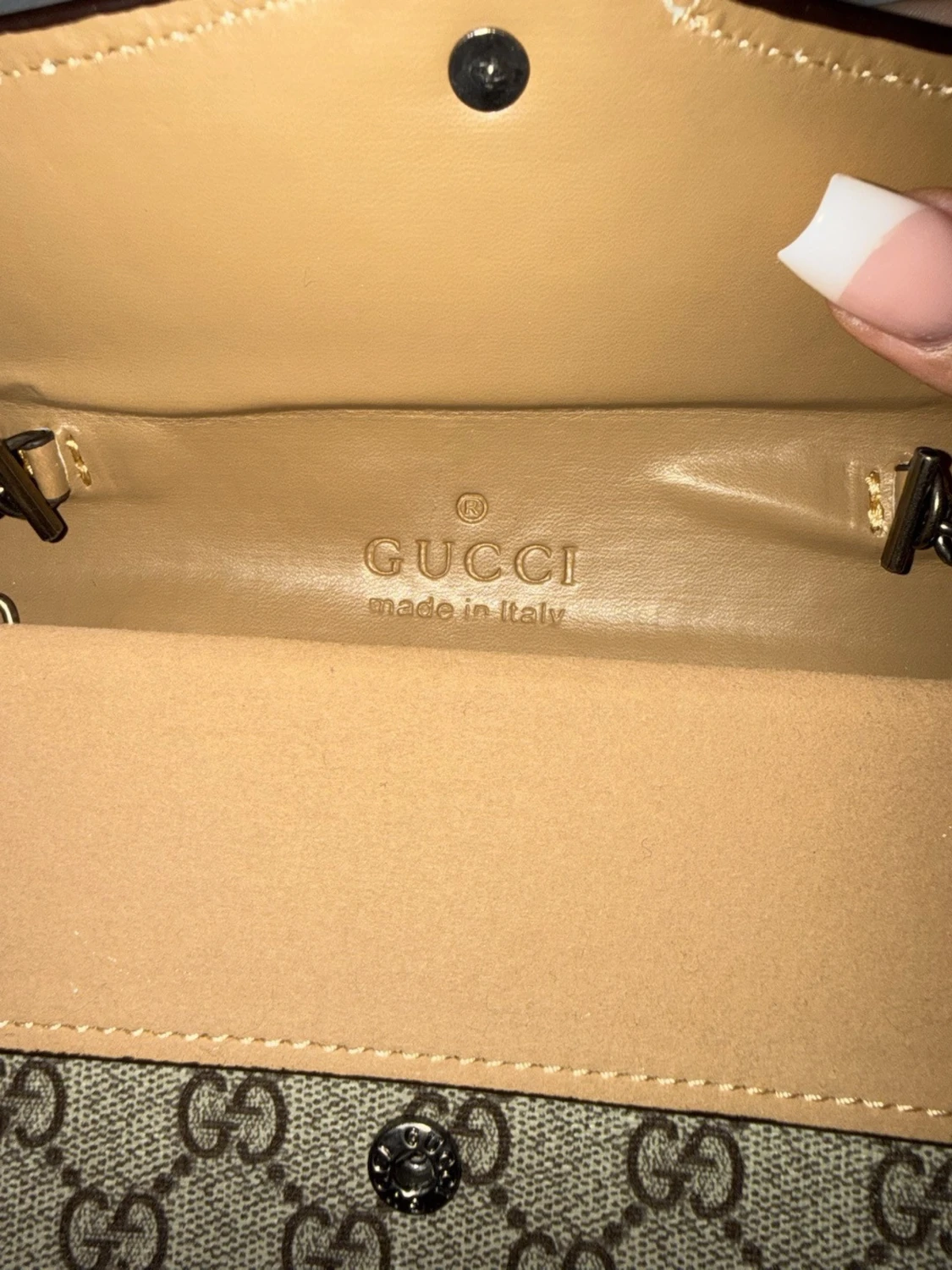 Gucci beige monogram axelväska - 4