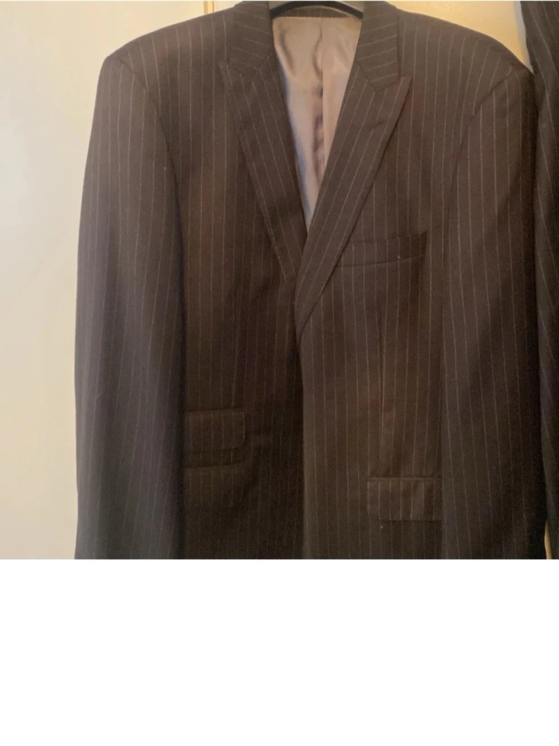 Mörkgrå randig kostym med kavaj - 1