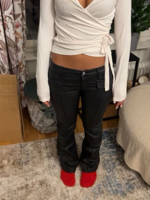 Omelett tröja  -  Sälja denna omlott tröja från lager 157 använder inte den så därför jag säljer den 